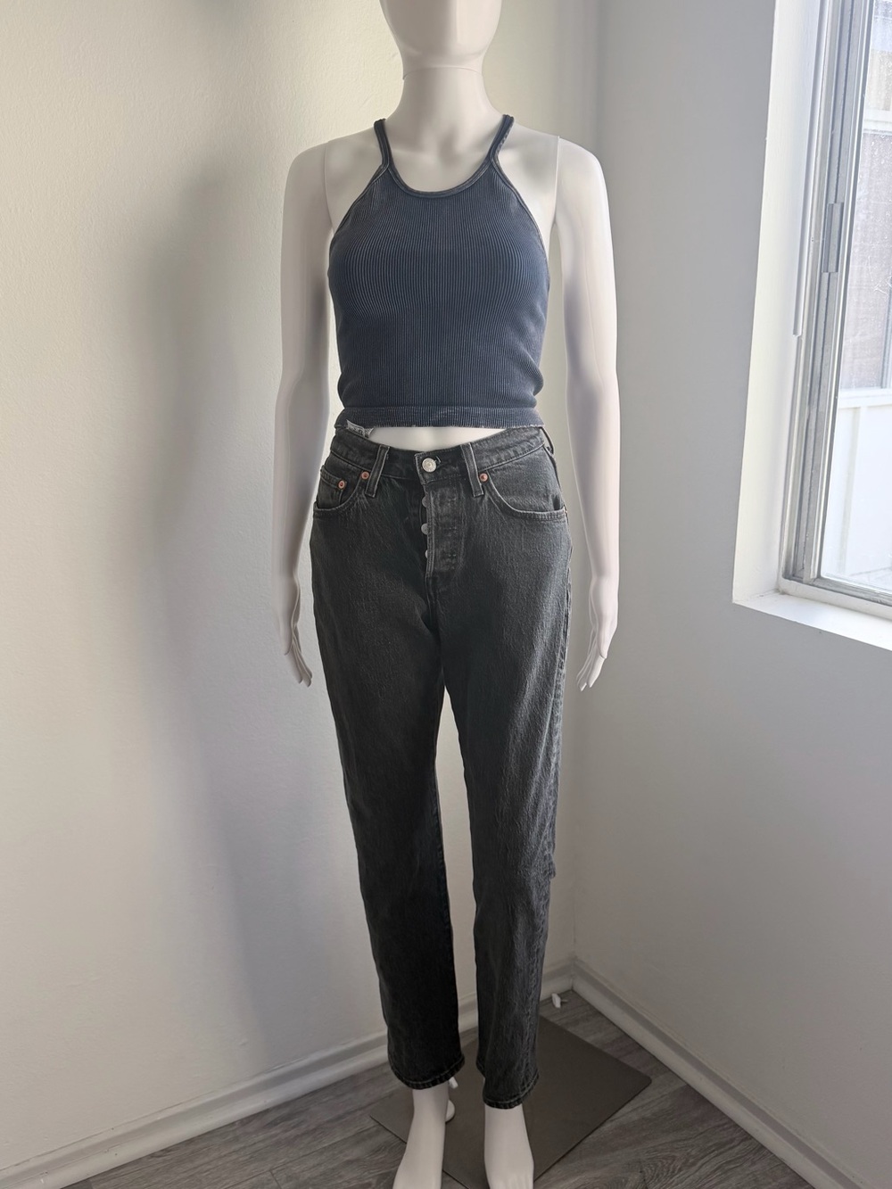 Levi's  501c High-Rise Button-Fly Black wash Jeans